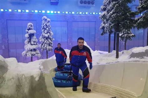 Visite privée chez Polar Express Ski Egypt Egypt Travel Packages