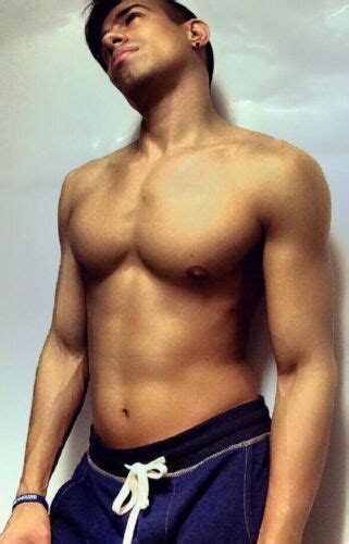 Shirtless Male Smooth Muscular Beefcake Jock Hunk Latino Photo 4x6 C1175 Ebay