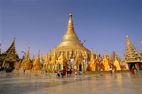 Shwedagon Pagoda Yangon Rangoon Myanmar The Most Famou Flickr