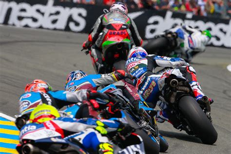 Un risveglio decisamente gelido ha accolto i piloti presenti sul circuito bugatti di le mans. MotoGP, Monster Energy Grand Prix de France | MotoGP™