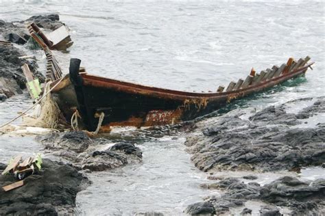 Upbeat News Mysterious Ghost Ship Returns After Disappearing Ten