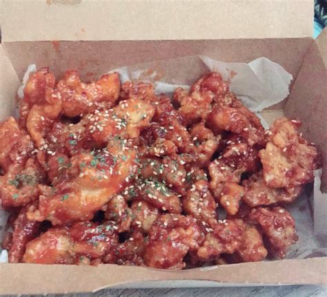Left Wing Chicken on Guad next to Einstein Bro's : austinfood