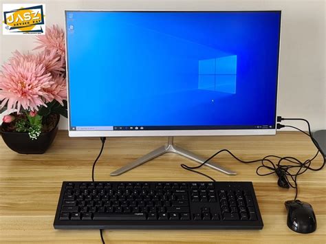 Not all computer keyboards have the popular qwerty key layout. HAILAN PC All In One PC i5 Kabylake 8Gb 128ssd Win 10 23.8 ...