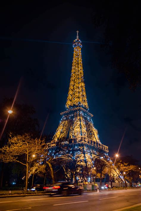 Eiffel Tower Light Show At Night Paris Itinerary Visit Paris Paris