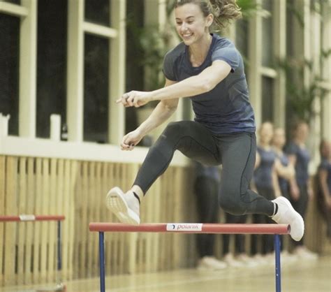 'ik ga niet overhaasten om weer snel een wedstrijd te doen' atlete nadine visser vertelt over de hamstringblessure die ze op hemelvaartsdag opliep bij haar eerste race over 100 meter. Train als een atleet met Olympische meerkamper Nadine ...