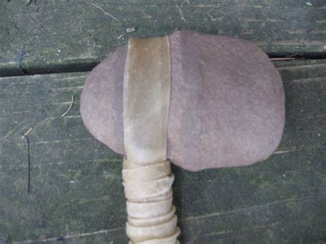 The forest basic guide on how to make a stone axe. Sensible Survival: Make a Hafted Stone Axe