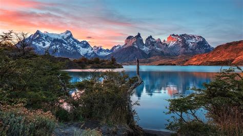 1600x900 Torres Del Paine Mountains Lake In Chile 1600x900 Resolution