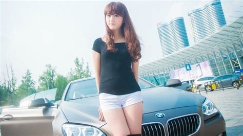 Pretty Chinese Girl Presents Bmws 6 Series Gran Coupe Autoevolution