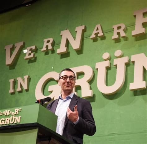 Check spelling or type a new query. Özdemir hat nach Jamaika-Stop «Autoritätsproblem» mit Sohn ...