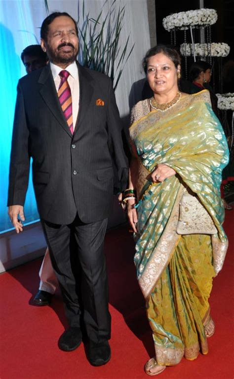 4,638 likes · 19 talking about this. PIX: Esha Deol's star-studded wedding reception - Rediff ...