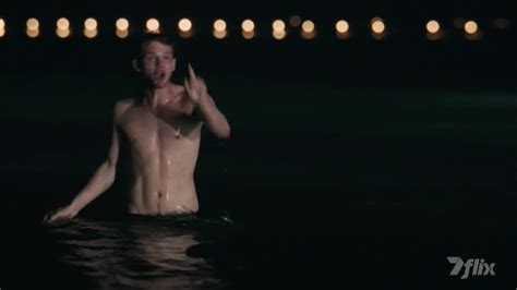 AusCAPS Jeremy Irvine Shirtless In Now Is Good