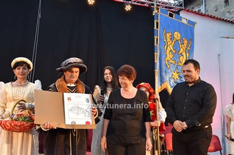 Podignuta zastava Kraljevačkog kulturnog leta - Tunera.info