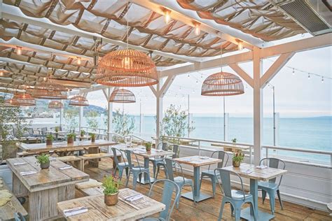 The Malibu Farm Cafe Offers Fresh Local Fare With Incredible Views From