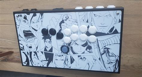 My First Hitbox Couldnt Decide Who To Include In The Art So I Picked