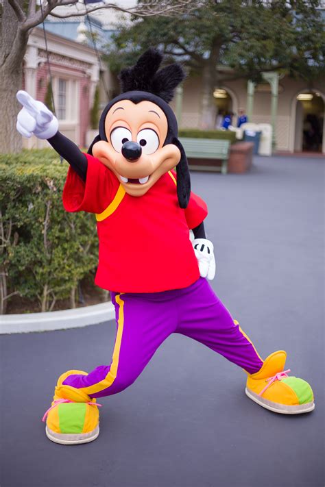 Max Goofys Son Goofy Disney Disney World Characters Goofy Movie