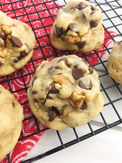 Perfectly Soft Toll House Chocolate Chip Cookies