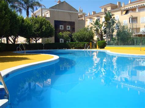 Os apartamentos estão ubicados na praia de islantilla, a 100 m da praia, do centro comercial e a 800 m, está um campo de. APARTAMENTOS APTOS ISLANTUR IPANEMA Islantilla - Huelva