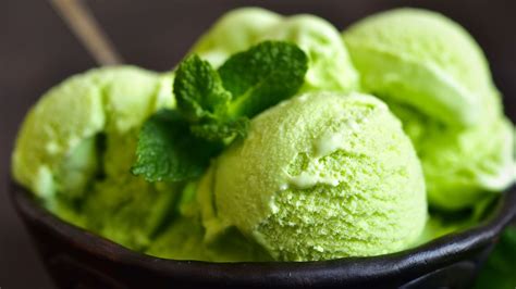 The effects of the aqueous extract and residue of matcha on the antioxidant status and lipid and an intervention study on the effect of matcha tea, in drink and snack bar formats, on mood and cognitive. Matcha Rezepte: Leckeres Eis, Kuchen & Dressing