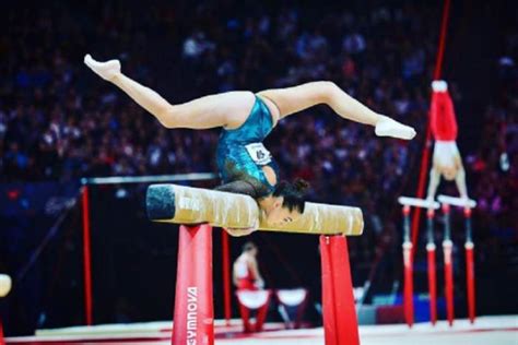 She is the current leader of the romanian women's artistic gymnastics team. Larisa Iordache s-a accidentat grav la Mondialele de la ...