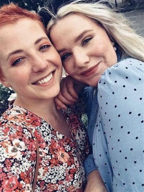 Ve svých třech letech vyhrála konkurz a namlouvala populárního krtečka na audionahrávkách. "Konečně mám barvu, kterou si přeju už několik let": Anna ...