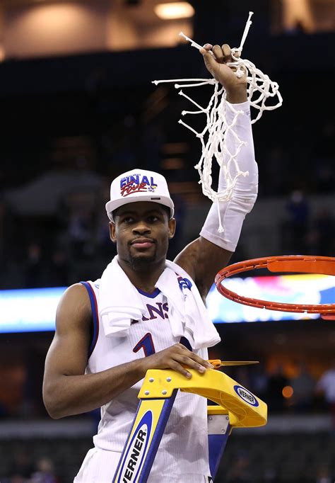 Malik Newman carries Kansas into Final Four with 32 points, tops