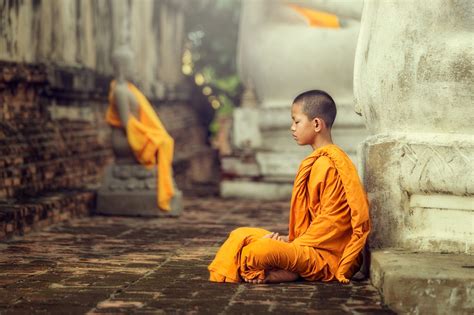 Novices Monk Vipassana Meditation By Santi Foto On 500px Monk Meditation Vipassana