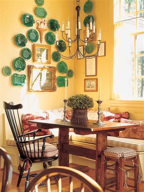 Chic french country style kitchen decor. Yellow French Country Dining Room | Kitchen decor yellow ...