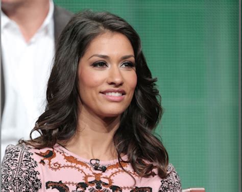 Janina Gavankar And Laz Alonso Research Nypd For The Mysteries Of Laura