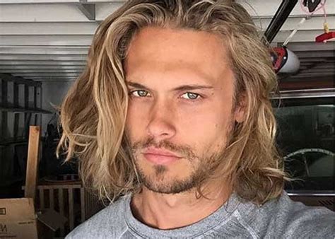 Long hairstyles offer extra length and styling options, allowing guys with longer hair to create the perfect styles. Long Hairstyles For Men - HAIRSTYLES