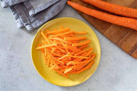 How To Julienne Carrots Carrot Matchsticks