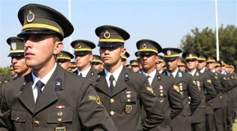 Yurt içinde genel güvenliği ve kamu düzenini korumakla görevli, yasa ve nizamların koyduğu hükümlerin yürütülmesini ve bunlara dayanan hükûmet emirler. Jandarma 2017/7 Sözleşmeli Uzman Erbaş Alımı Başvuruları ...