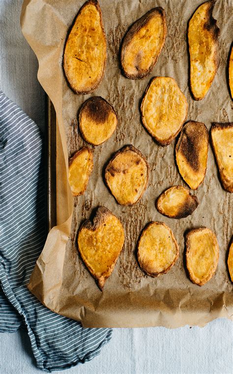 Sweet and fluffy on the inside, these baked sweet potatoes make the perfect side the skin tends to not crisp up when it's wrapped in foil. Ziploc® | Roasted Sweet Potato Chip Sandwich with Spiced ...