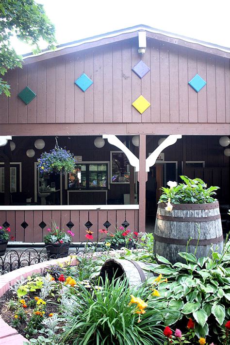 General pest control, bed bug, termites, mosquitos, wildlife removal, commerical pest control, residental pest control. 12 Ohio Wineries I Want to Visit