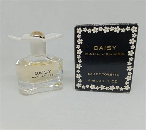Daisy By Marc Jacobs Minis Ml Eau De Toilette Beauty Personal Care