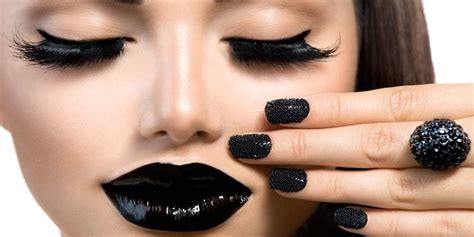 The Black Lipstick Makeup Trend Is Here To Stay Reviewthis