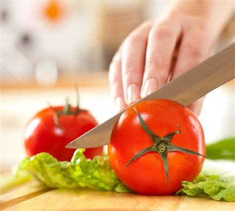 Maybe you would like to learn more about one of these? 7 Manfaat Jus Tomat untuk Kesehatan yang Perlu Kamu Ketahui