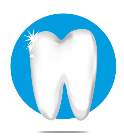 Diente dental sonriente con frenos — Vector de stock © Volchonok #9694723