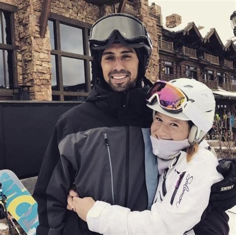 Jennifer katharine gates, the eldest daughter of melinda and bill gates, is engaged to boyfriend nayel nassar, she revealed on instagram wednesday, january 29. INTERFAITH MARRIAGES: Bill Gates daughter is dating a ...
