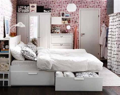 Furniture Pieces For A Small Spaced Bedroom