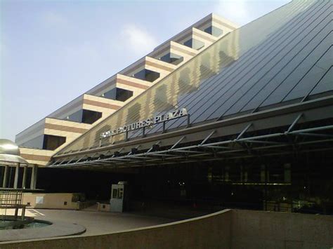 Sony Pictures Entertainment Office Photos | Glassdoor