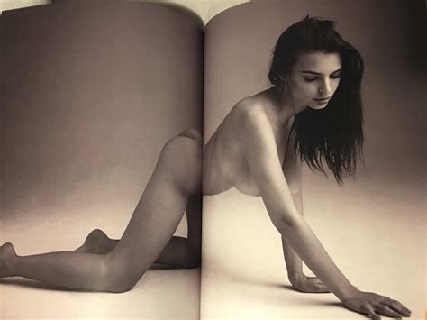 Emily Ratajkowski Naked Hot Photos TheFappening