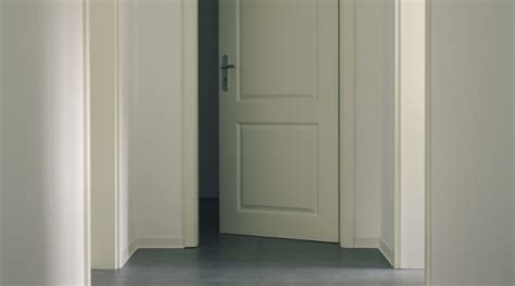 Combining our extensive selection of fiberglass and steel door styles with over 30 different series of decorative, energy efficient glass. How to Fix Sticking Doors