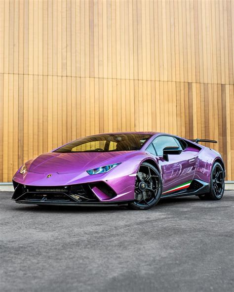 Descubrir 122 Imagen Lamborghini Huracan Pink Abzlocal Mx