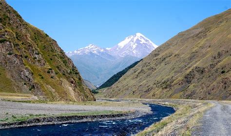 Vorderasiatische landschaft, südwestlich des kaspischen meers, vom turkvolk der aserbaidschaner bewohnt, administrativ geteilt in die republik aserbaidschan u. Selbstfahrerreise Aserbaidschan und Georgien - Kaukasus-Reisen