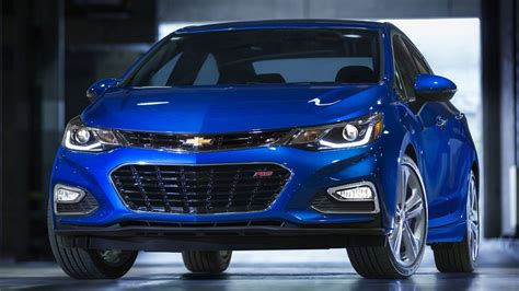 How The 2016 Chevy Cruze Lost 250 Lbs But Packs In More Tech Than Ever