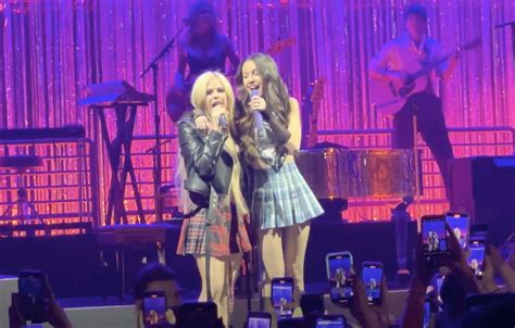 See Olivia Rodrigo Perform ‘complicated With Avril Lavigne At Toronto