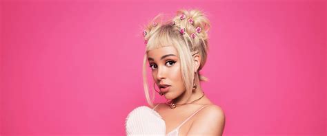 Doja Cat Wallpaper 4k American Rapper Pink Background