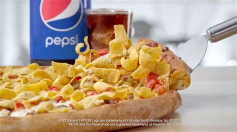 Papa John S Now Sells A Pizza Topped With Fritos And Chili Food Fast Food Items Amazing Food