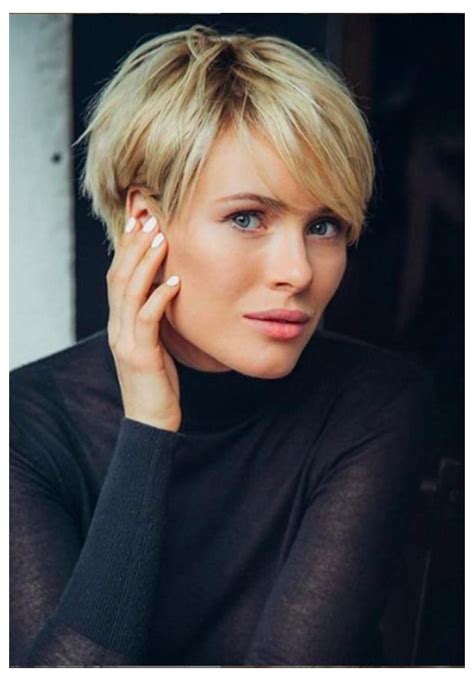 What Astounding Pixe Haircuts To Choose For Black Or Blonde Hair Short Pixie Haircut For