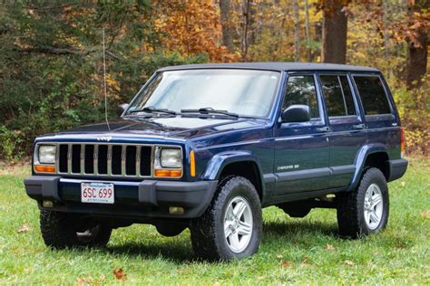 2000 Jeep Cherokee Limited 4x4 For Sale On Bat Auctions Sold For